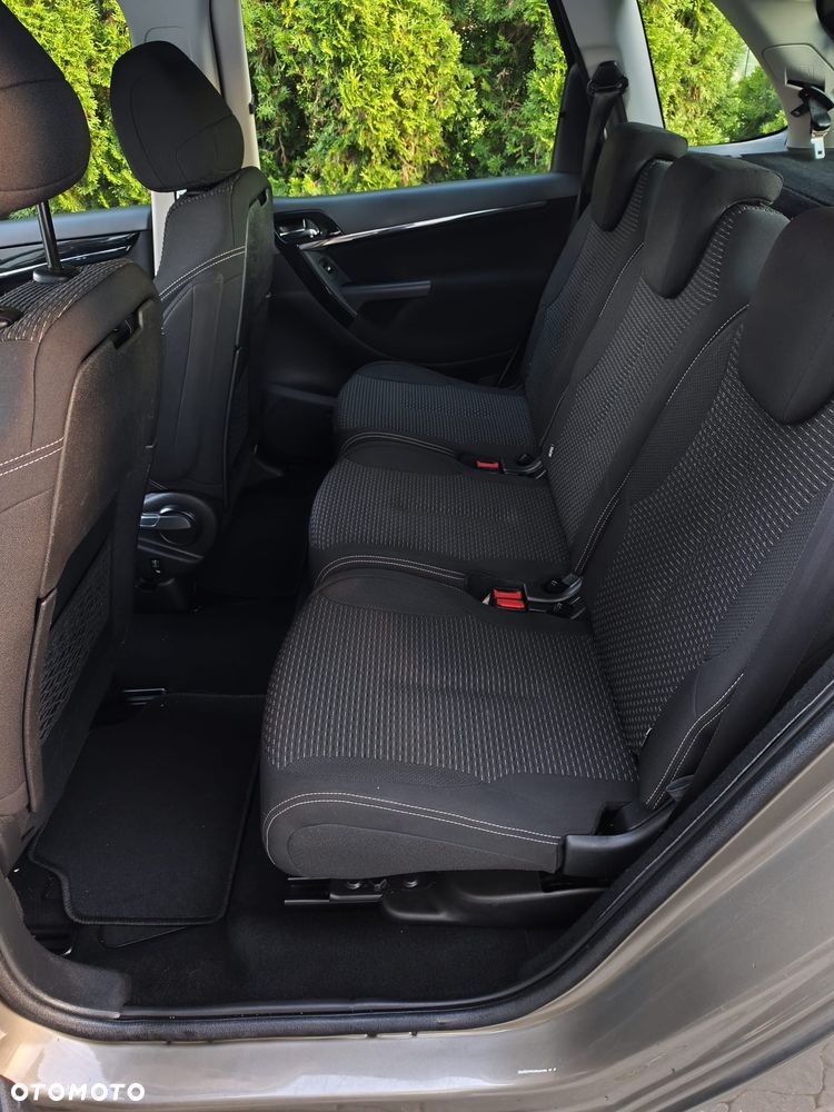 Citroën C4 Picasso - 13