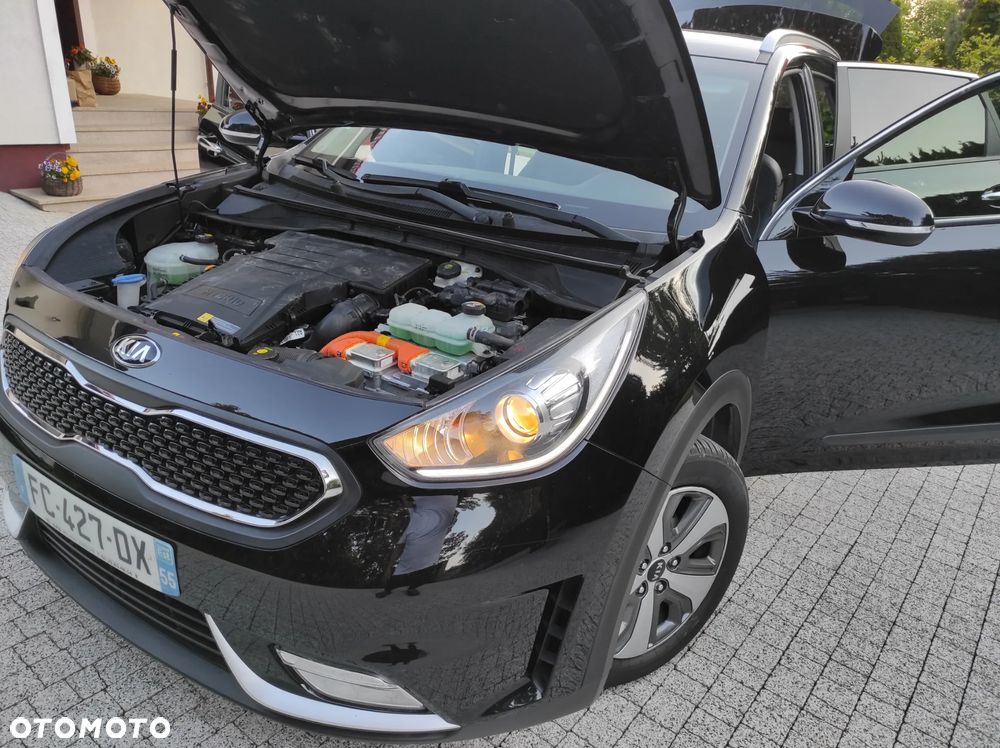 Kia Niro 1.6 GDI Hybrid L - 24