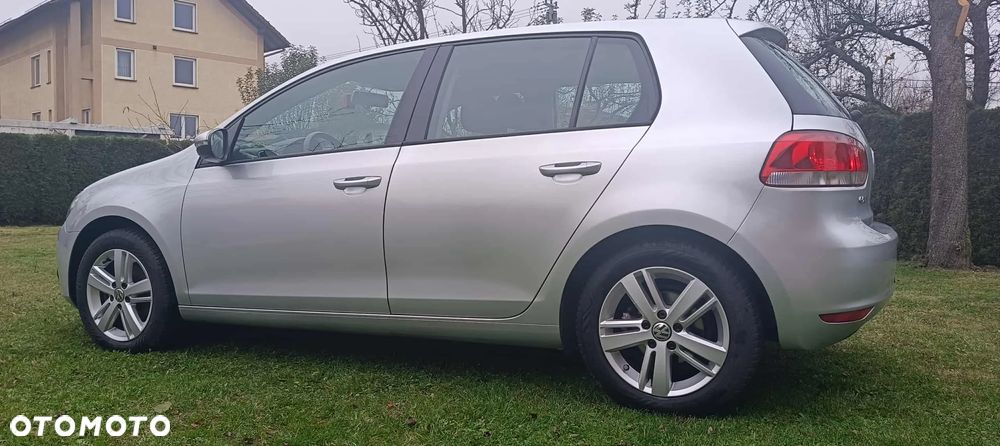 Volkswagen Golf - 12