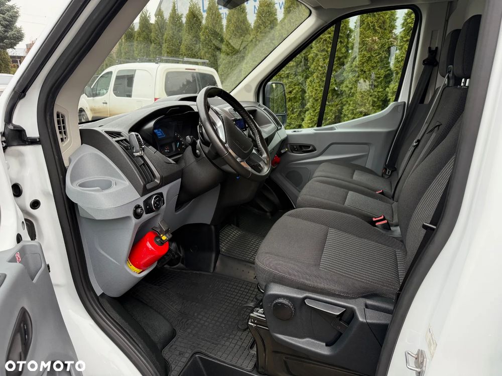 Ford Transit - 4