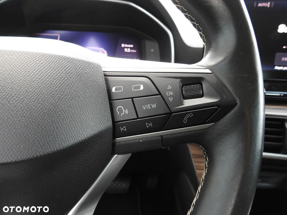 Seat Leon 1.5 eTSI Xcellence DSG - 11