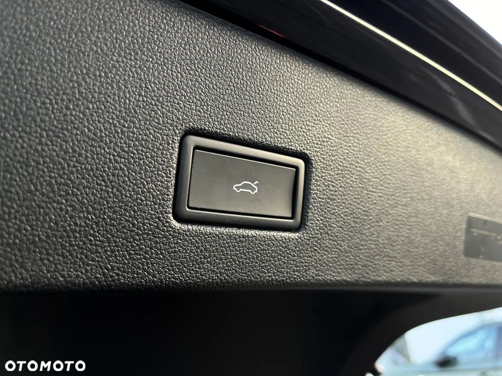 Volkswagen T-Roc 1.5 TSI Style DSG - 31