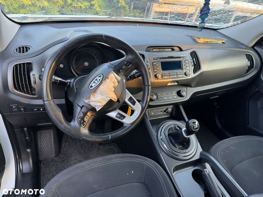 Kia Sportage 1.7 CRDI 2WD ISG Dream-Team Edition - 9