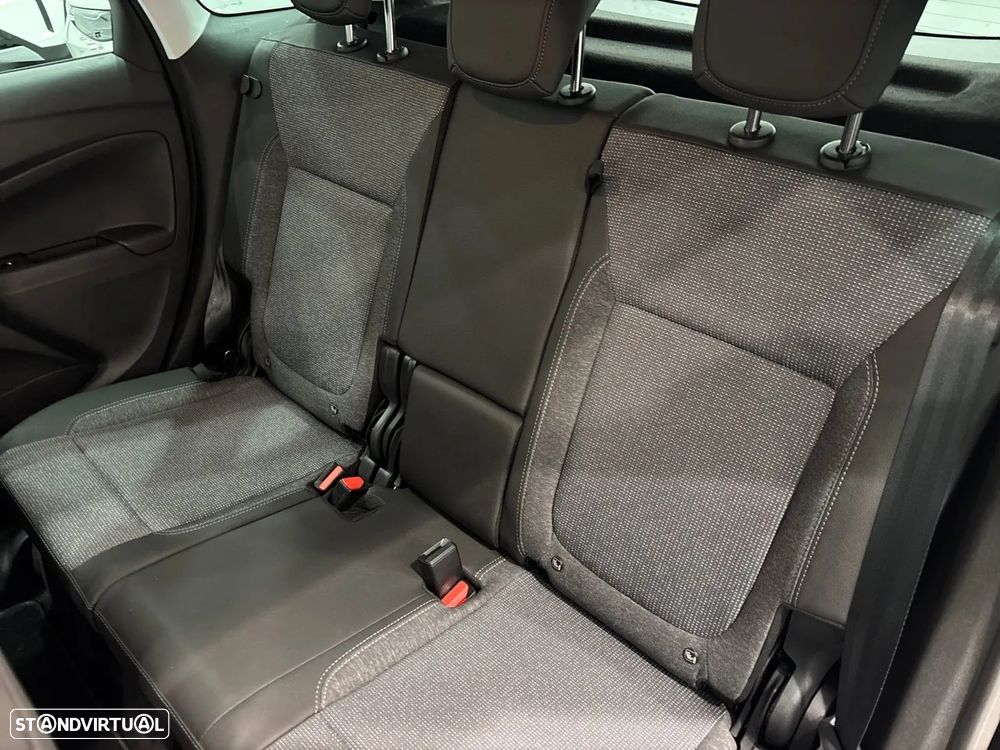 Opel Crossland X - 10