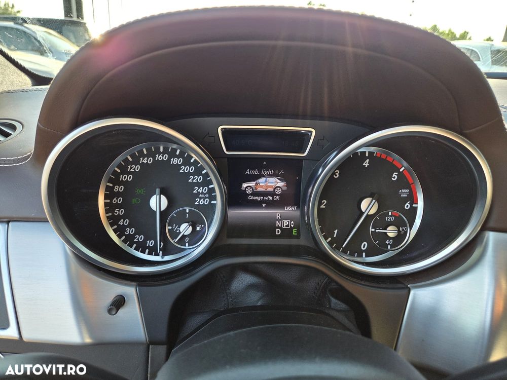 Mercedes-Benz ML 250 BlueTEC 4MATIC 7G-TRONIC - 38