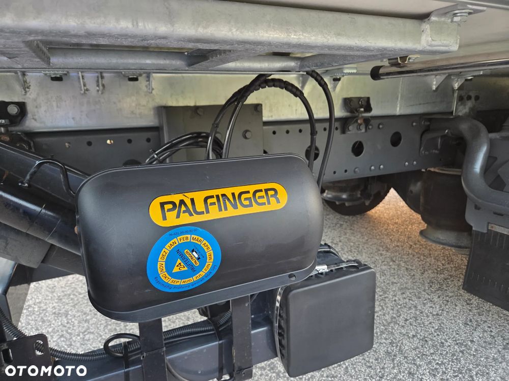 Mercedes-Benz Atego 818 - 27