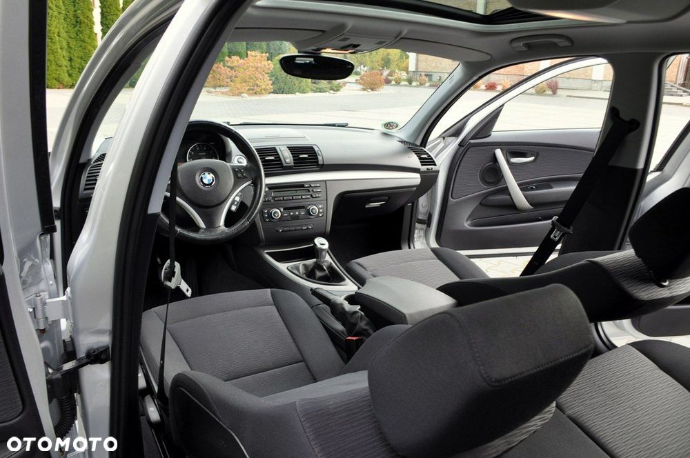 BMW Seria 1 - 27
