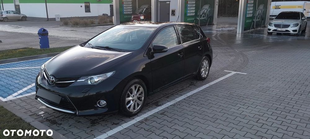 Toyota Auris 1.6 Valvematic Comfort - 4