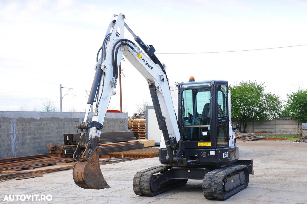 Bobcat E55 MiniExcavator 5,5 tone - 2
