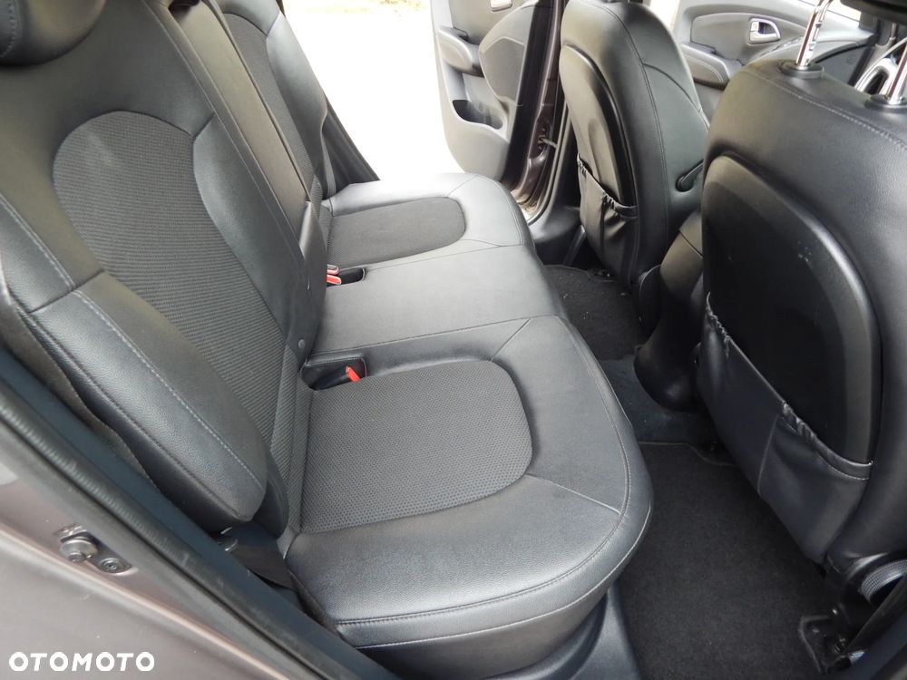Hyundai ix35 1.6 2WD UEFA EURO 2012 Edition - 14