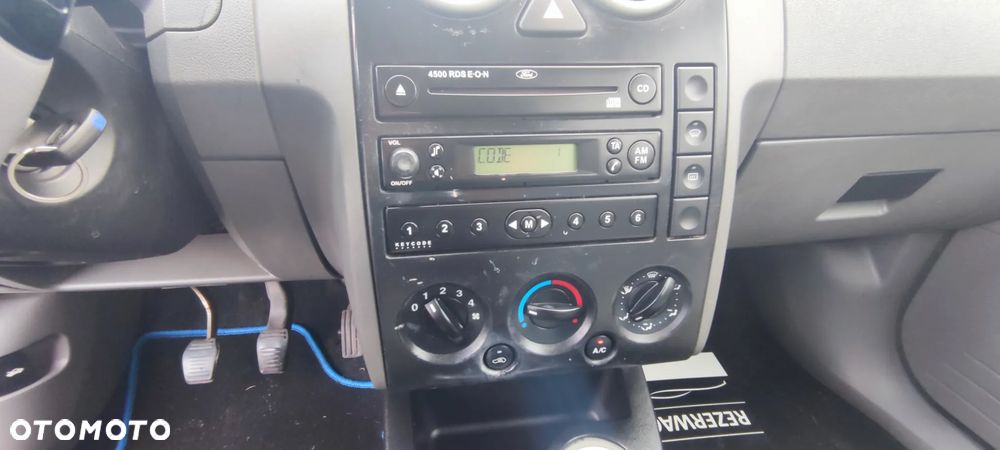 Ford Fusion 1.6 Style - 12