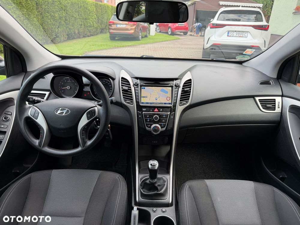 Hyundai i30 blue 1.4 Classic Navigation - 21