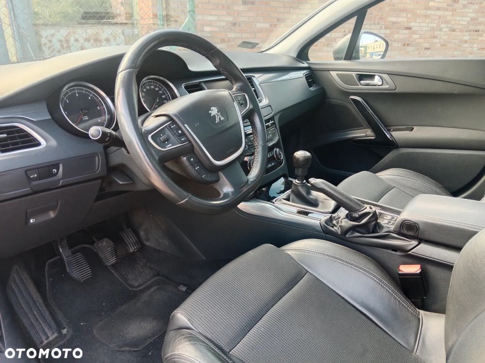 Peugeot 508 - 8