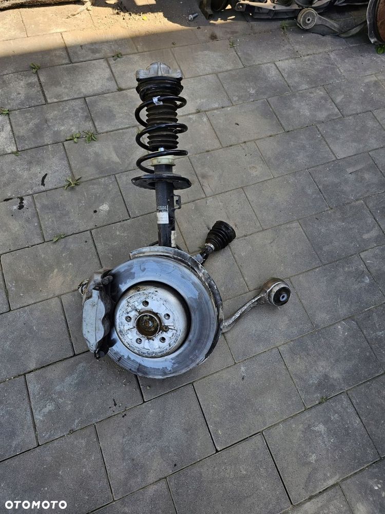 mcpherson zwrotnica x3 g01 lift prawa - 1