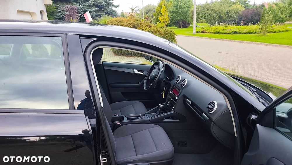Audi A3 Sportback 1.6 TDI (clean diesel) S tronic Attraction - 18
