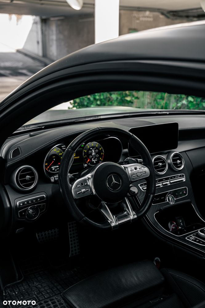 Mercedes-Benz Klasa C 63 AMG 9G-TRONIC - 17