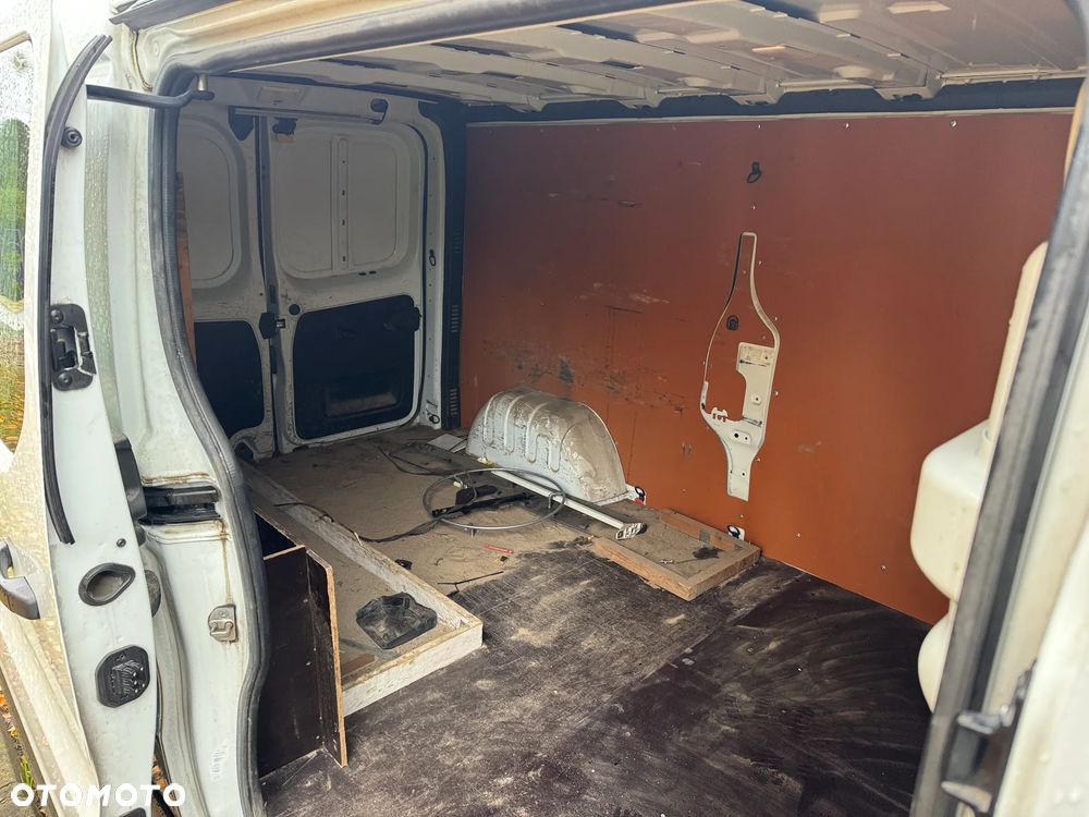 Renault TRAFIC DŁUGI LONG - 23