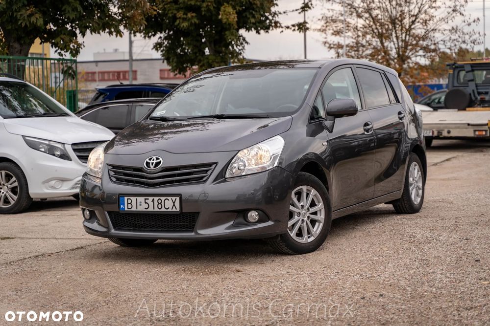 Toyota Verso 1.8 Sol - 1