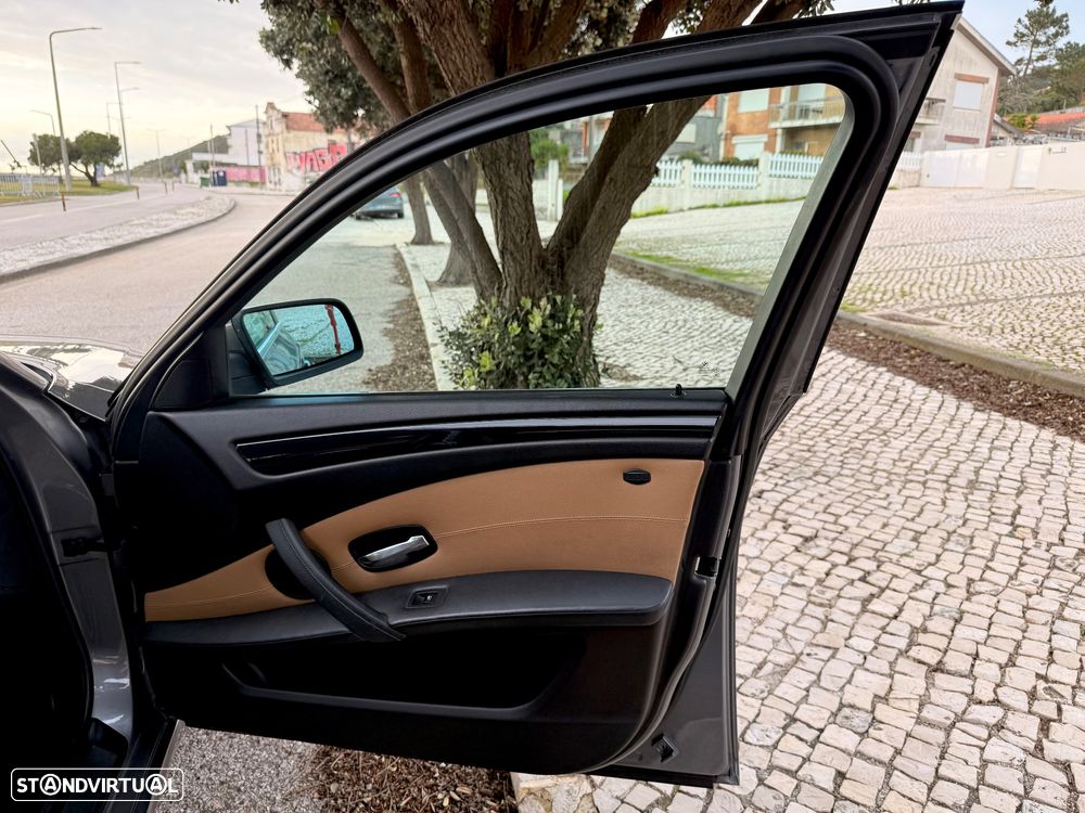 BMW 520 d Executive - 31