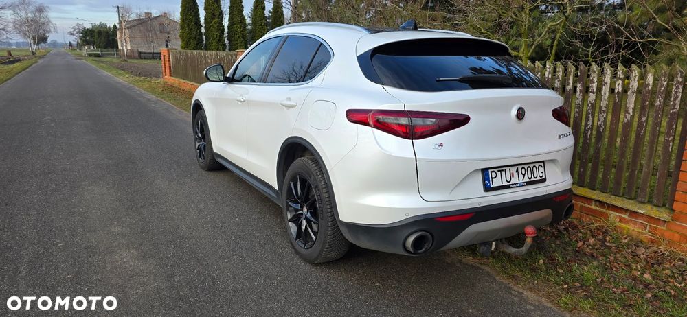 Alfa Romeo Stelvio 2.0 Turbo Super Q4 - 4