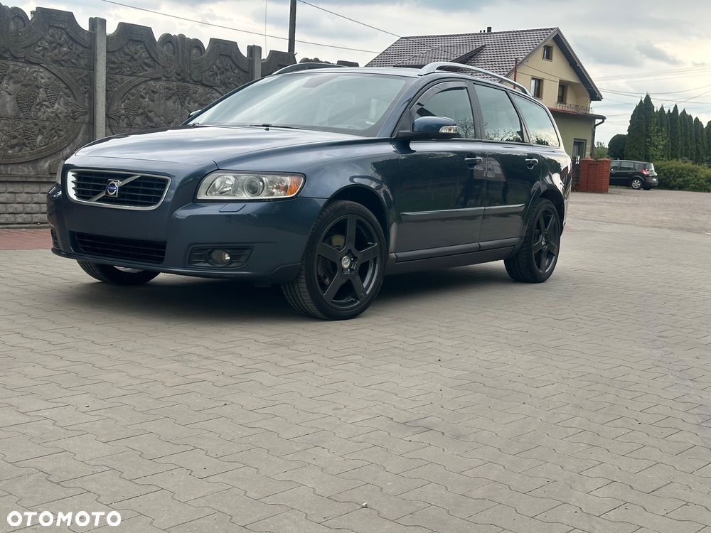 Volvo V50 2.0 Momentum - 1