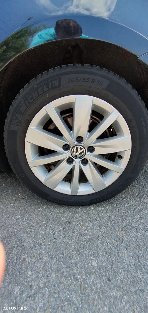 Volkswagen Passat Variant 2.0 TDI Blue TDI DSG Comfortline - 6