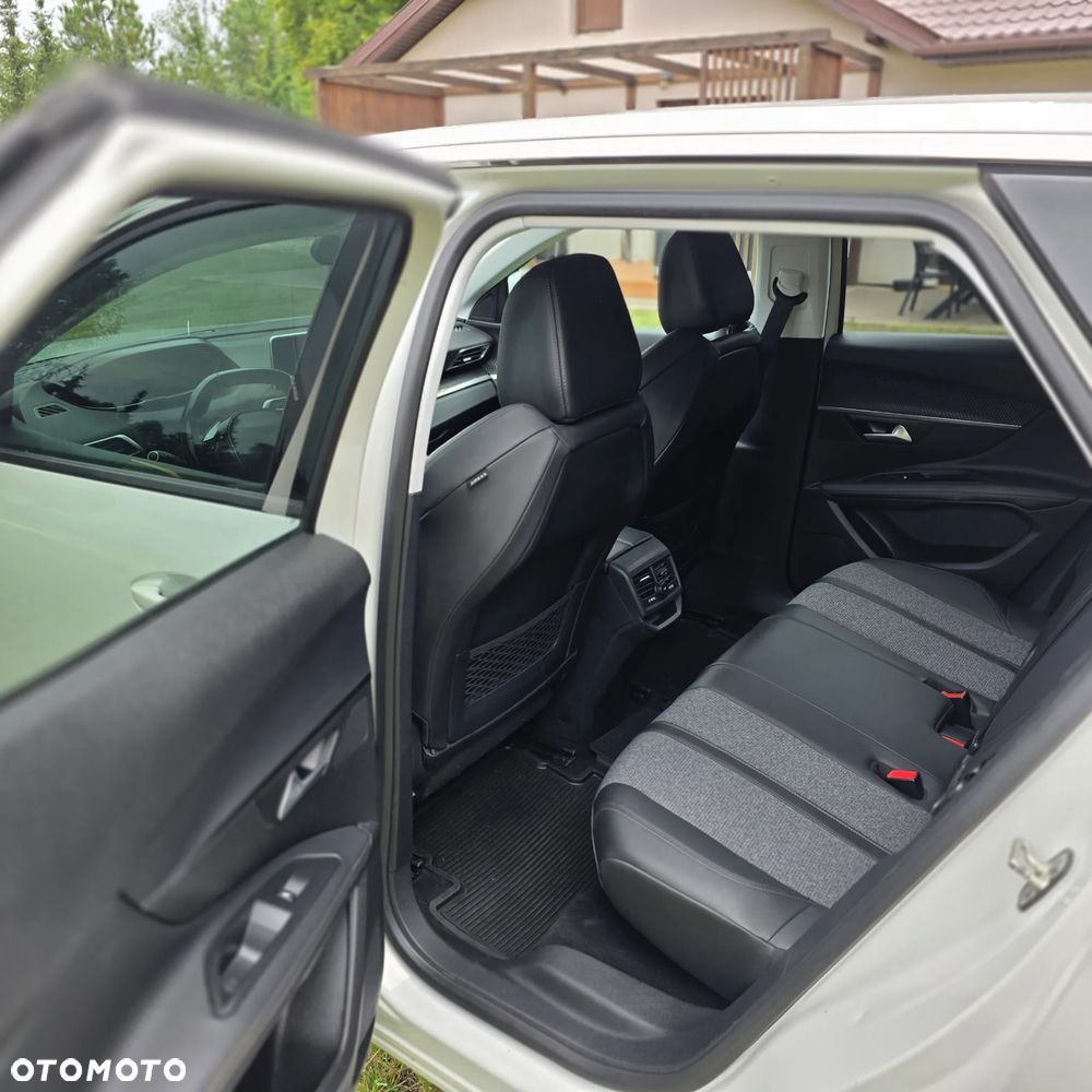 Peugeot 3008 PureTech 130 Stop & Start GPF EAT8 Active Business-Paket - 18