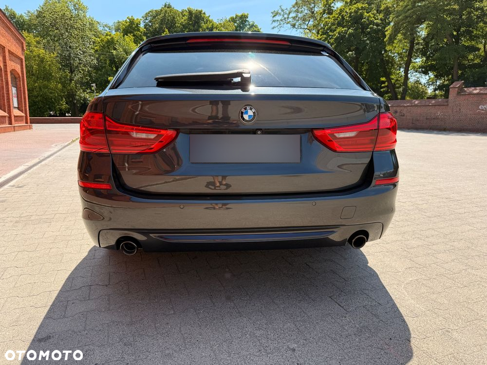 BMW Seria 5 520d Touring Sport Line - 8