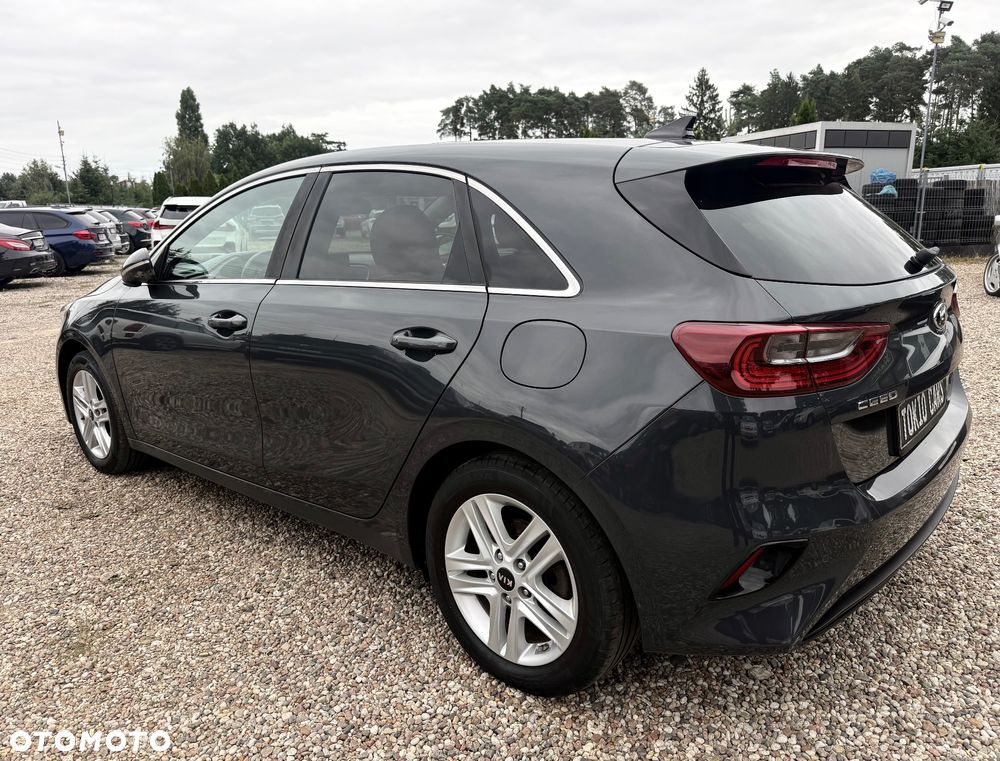 Kia Ceed - 6