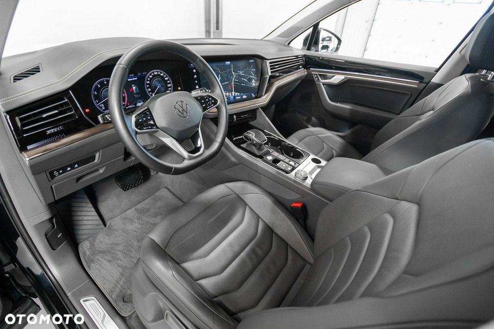 Volkswagen Touareg - 15