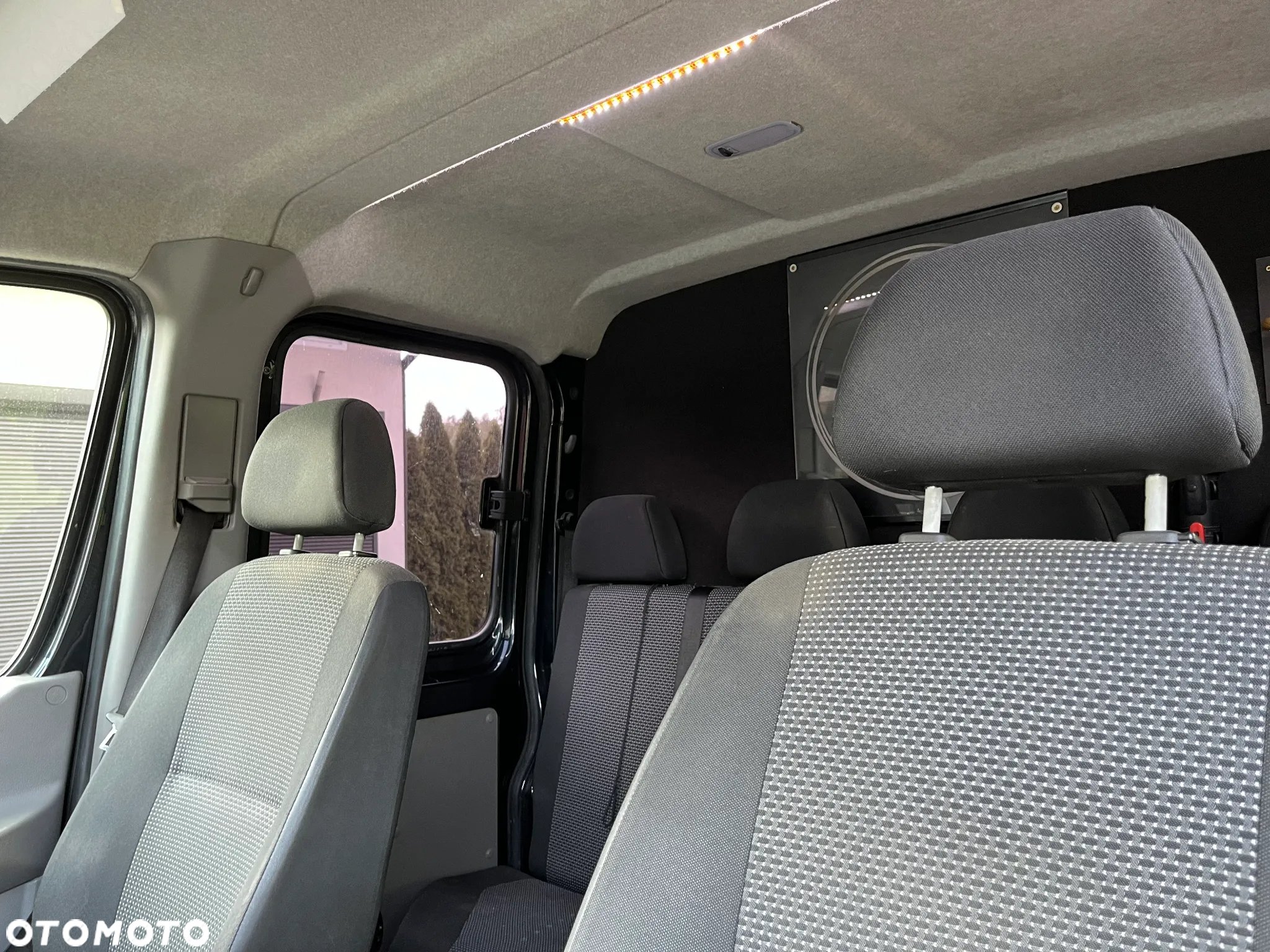 Mercedes-Benz Sprinter - 8