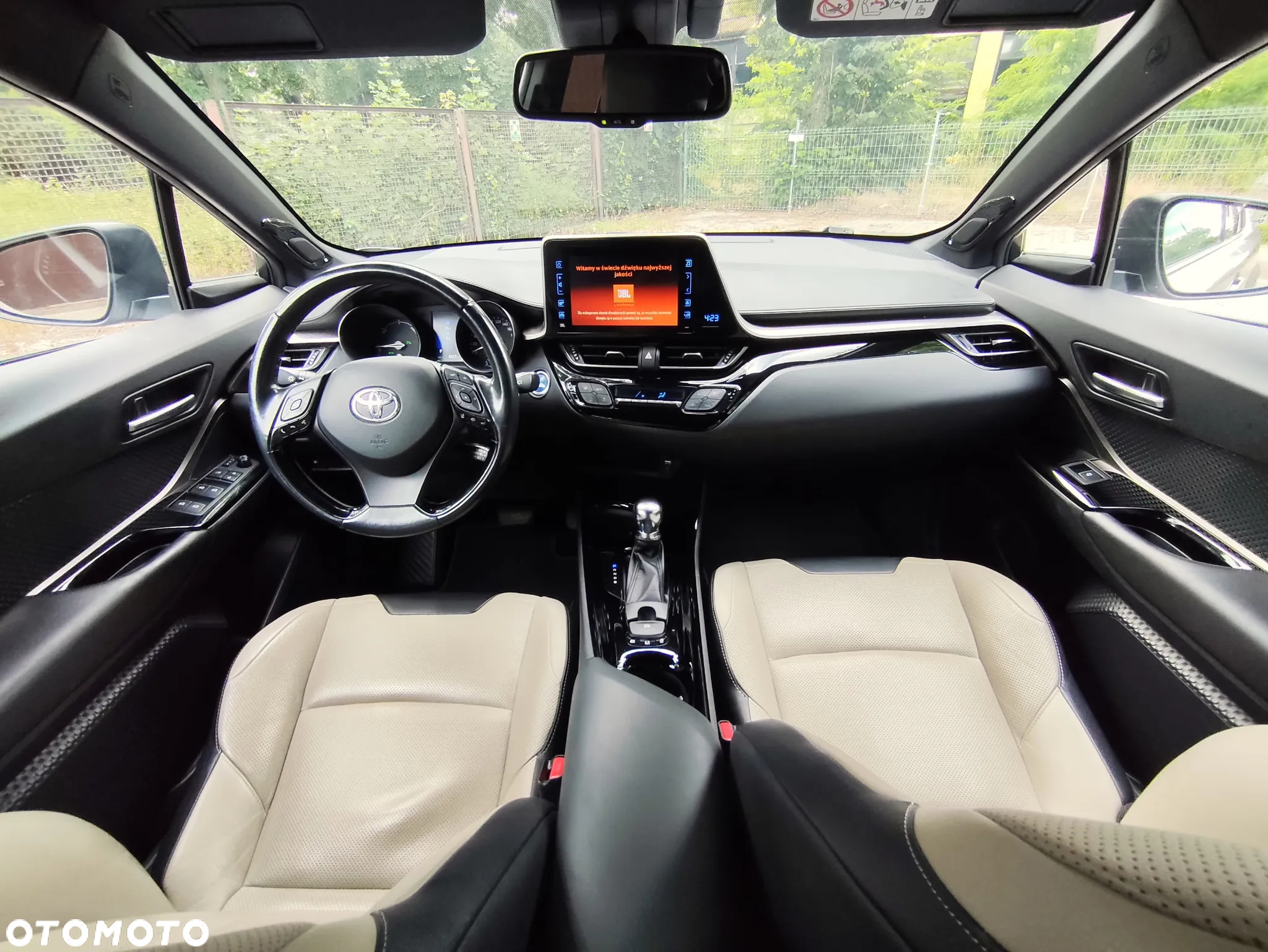 Toyota C-HR 1.8 Hybrid GPF Executive - 25