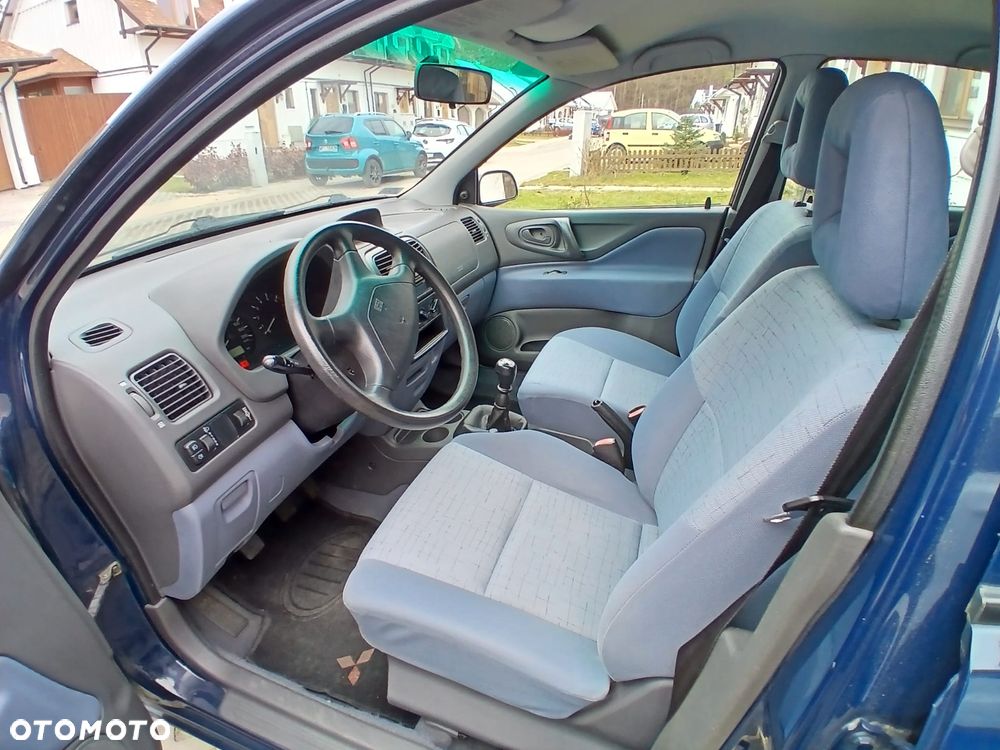 Mitsubishi Space Star 1.3 Family - 10