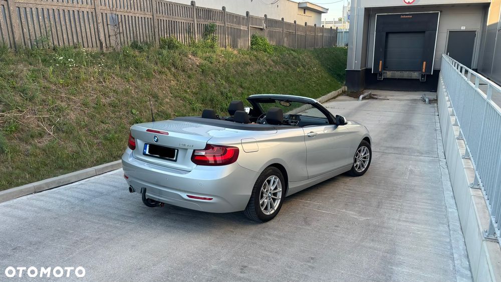 BMW Seria 2 218d - 15