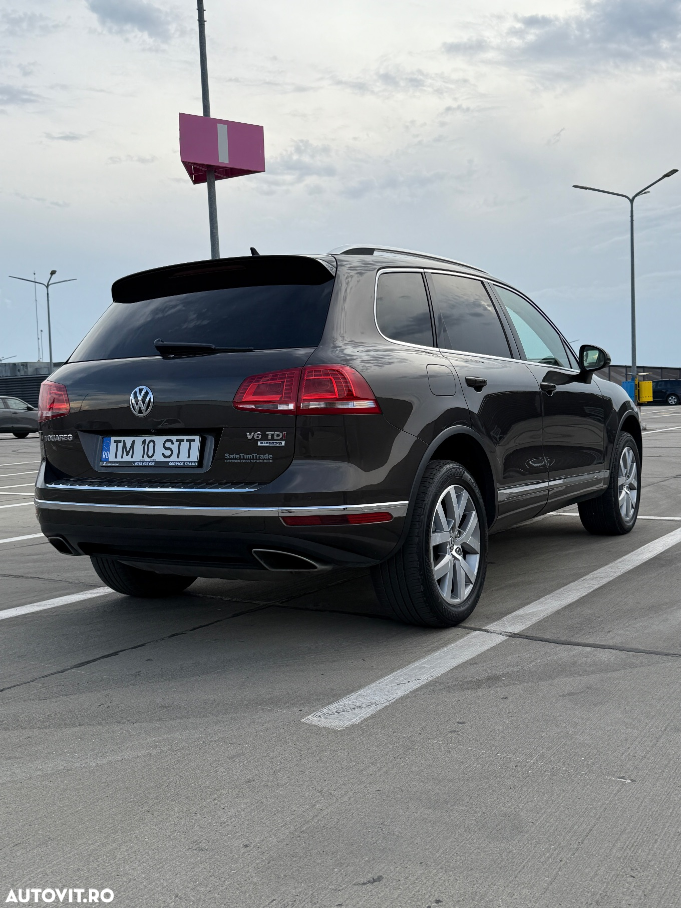 Volkswagen Touareg V6 TDI BMT Supreme Plus - 4