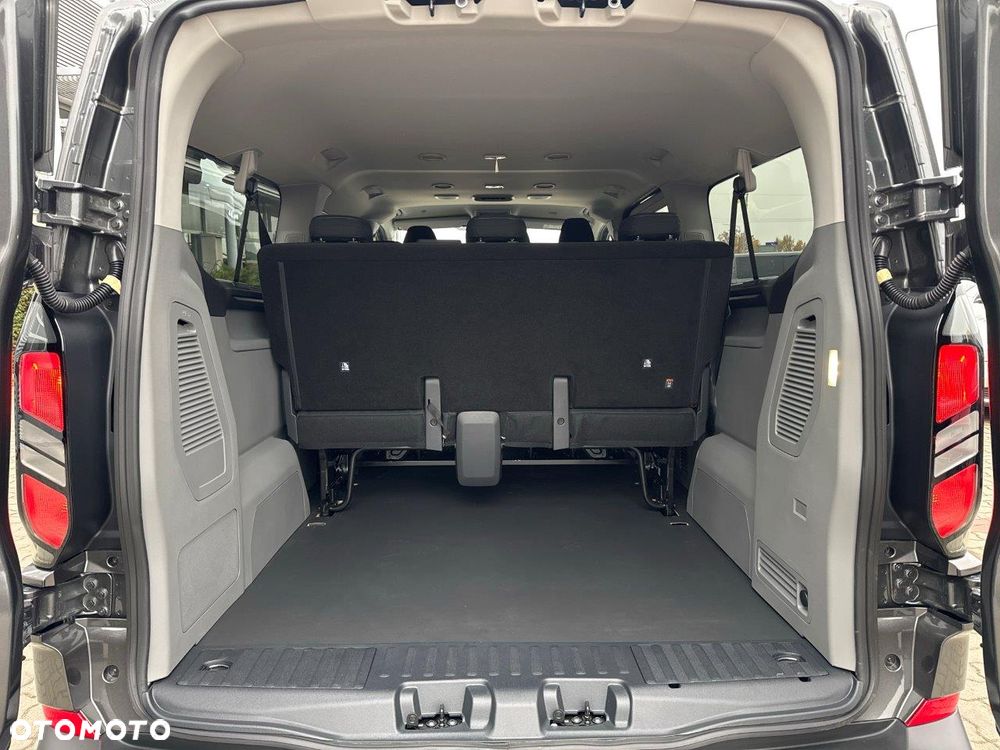 Ford Transit Custom Kombi - 14