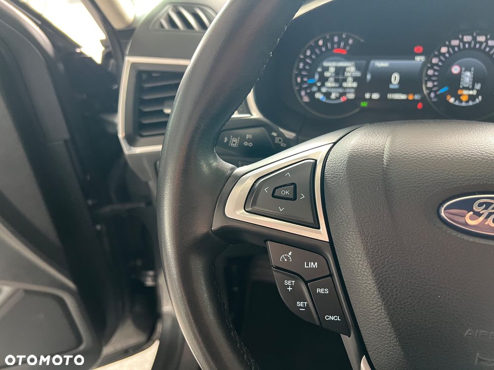 Ford S-Max 2.0 EcoBlue Titanium - 24