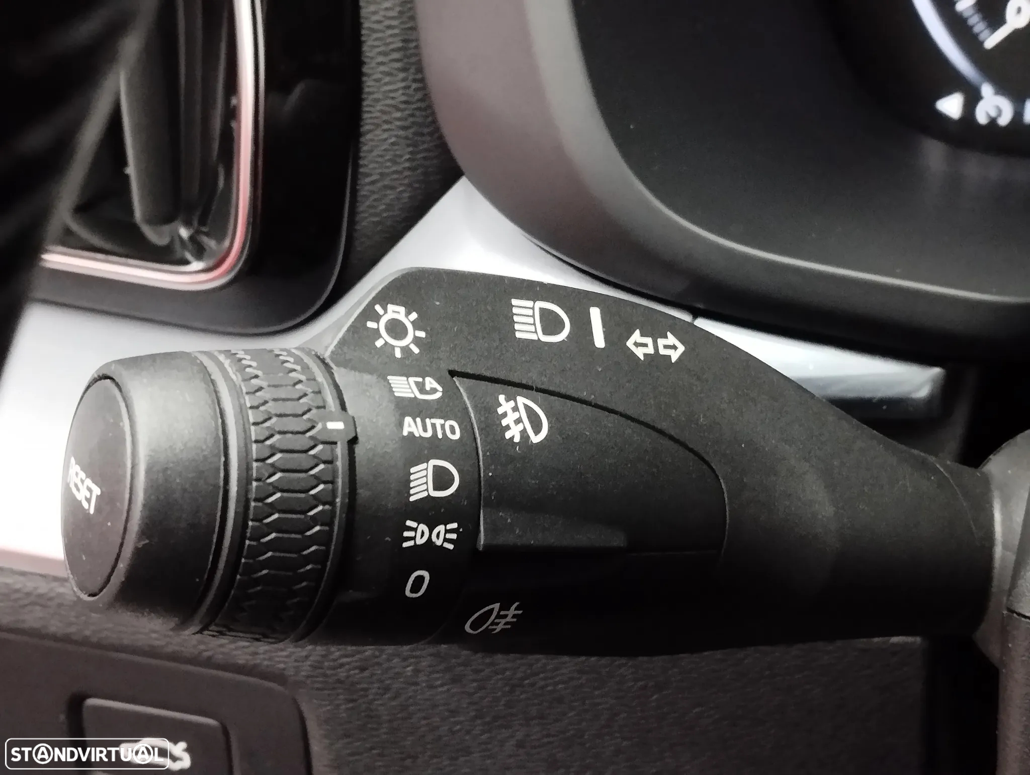 Volvo XC 60 2.0 D3 Momentum - 26