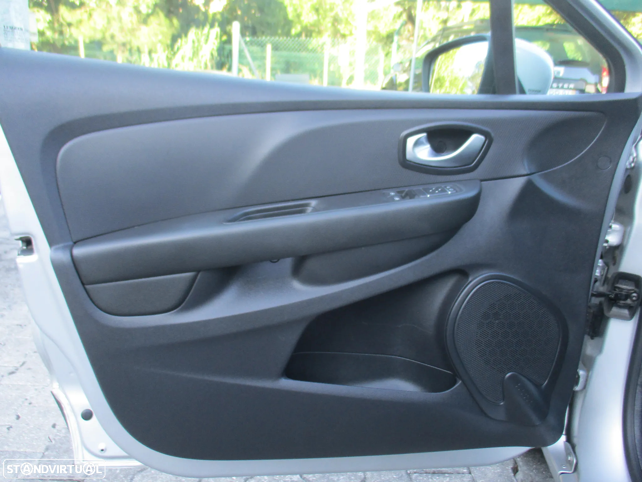Renault Clio 1.5 dCi Confort - 25