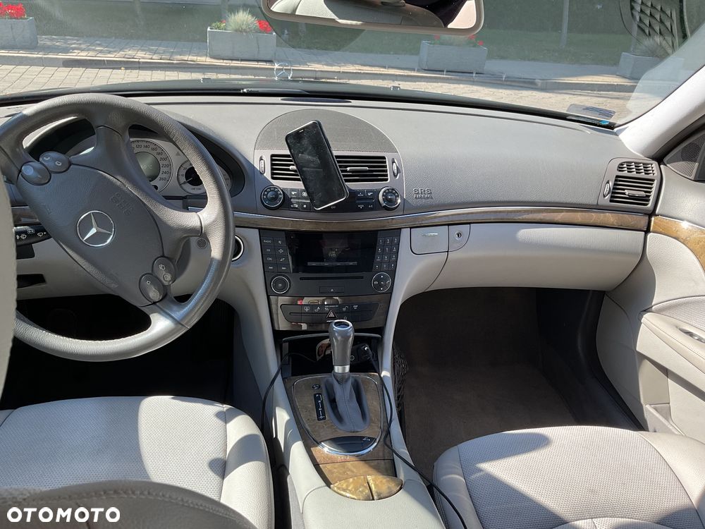 Mercedes-Benz Klasa E - 8
