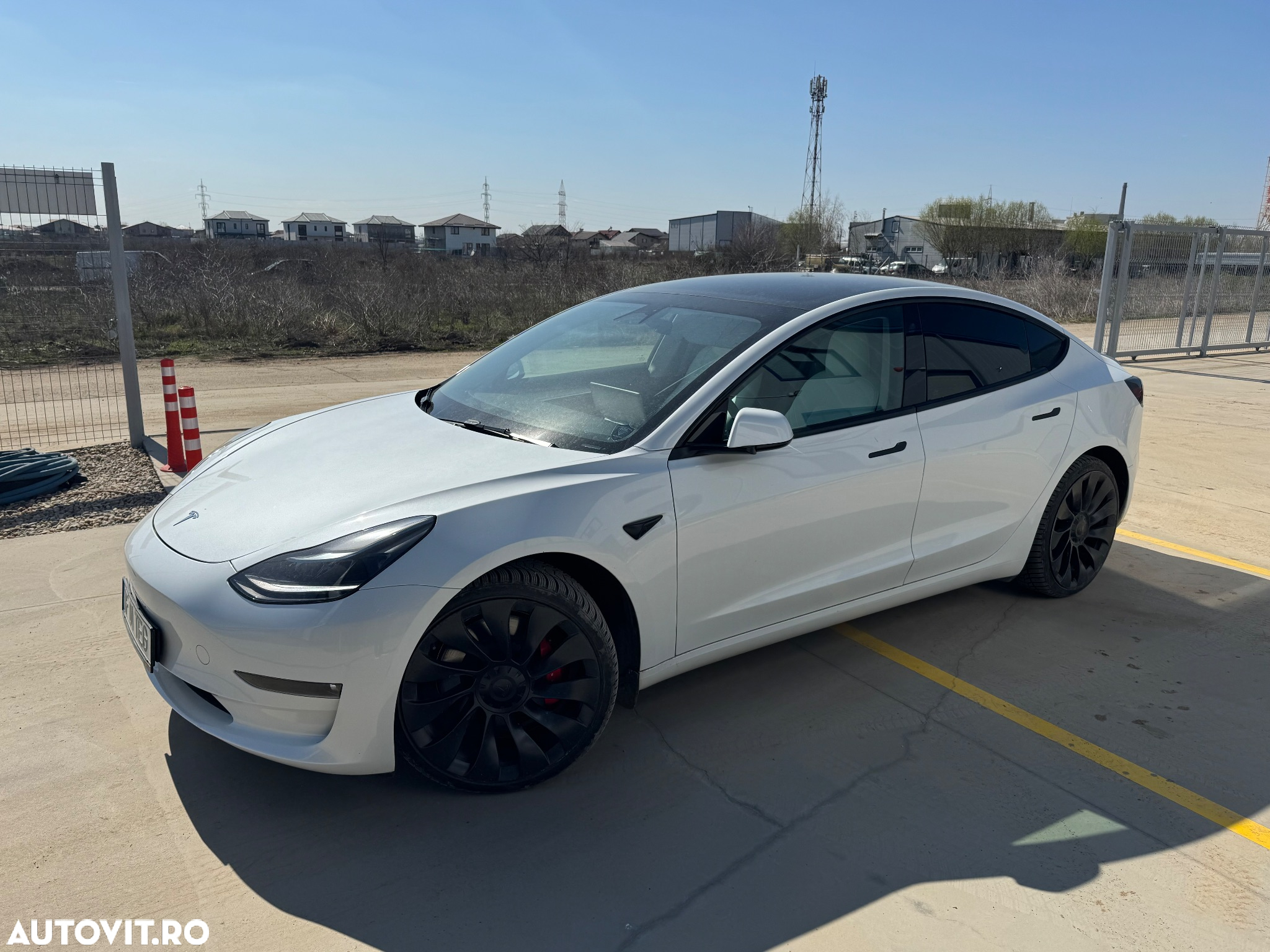Tesla Model 3 - 2
