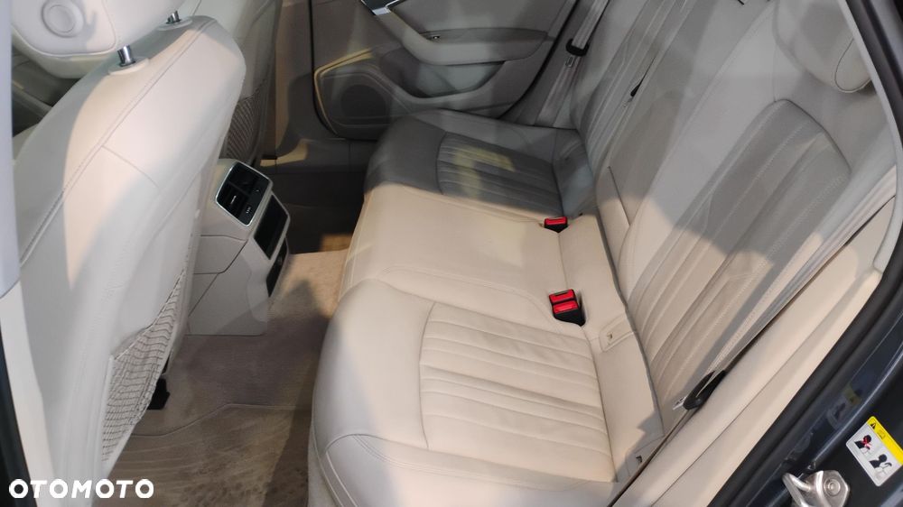 Audi A6 Limousine 40 TDI mHEV Quattro S tronic - 13