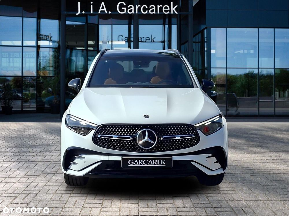 Mercedes-Benz GLC - 9