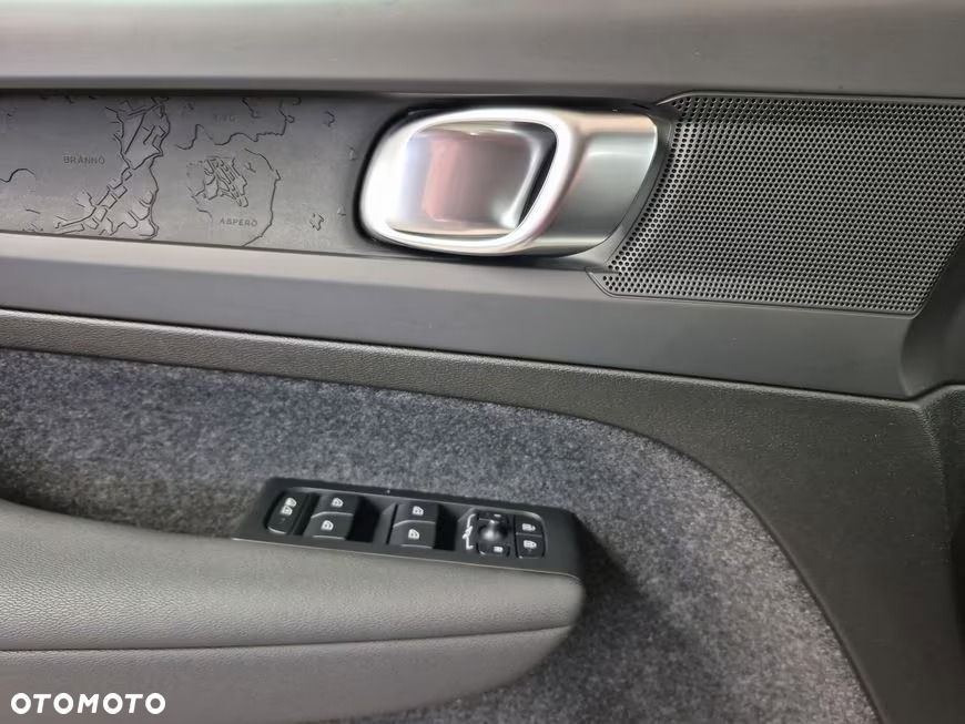 Volvo XC 40 82kWh Recharge Extended Range Plus - 9