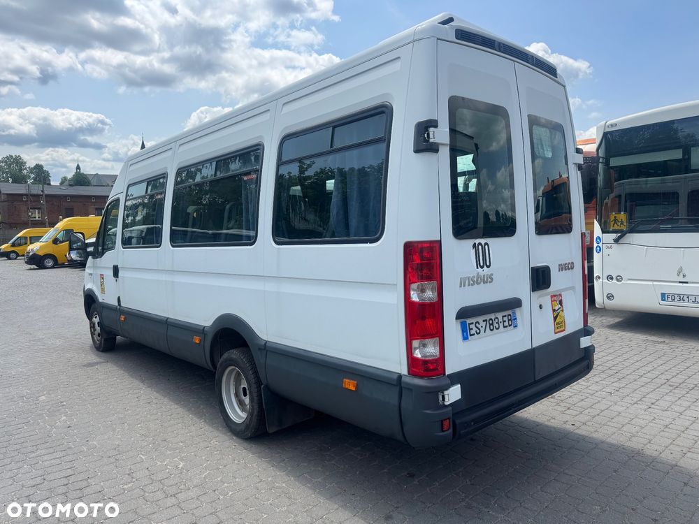 Irisbus Daily Klima Webasto Tylko 111 tyś km z Wojska Francuskiego - 7