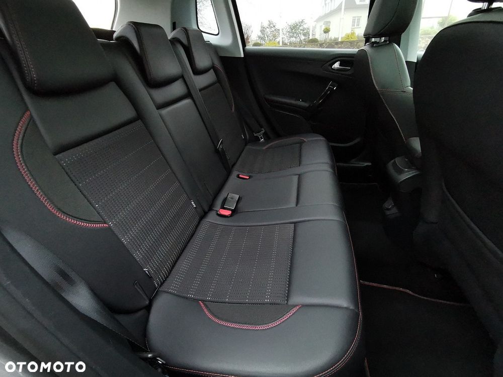 Peugeot 2008 1.5 BlueHDi GT Line S&S - 20