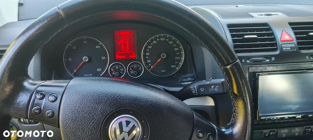 Volkswagen Jetta 2.0 TDI DPF Sportline - 11