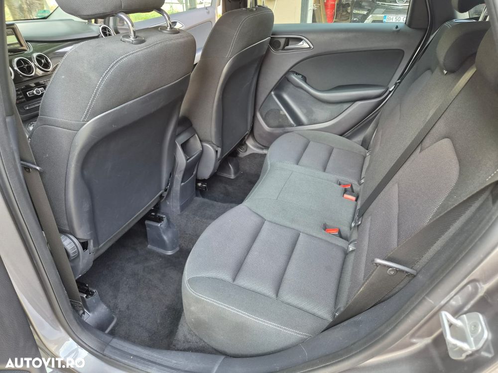 Mercedes-Benz B 180 CDI BlueEfficiency - 8