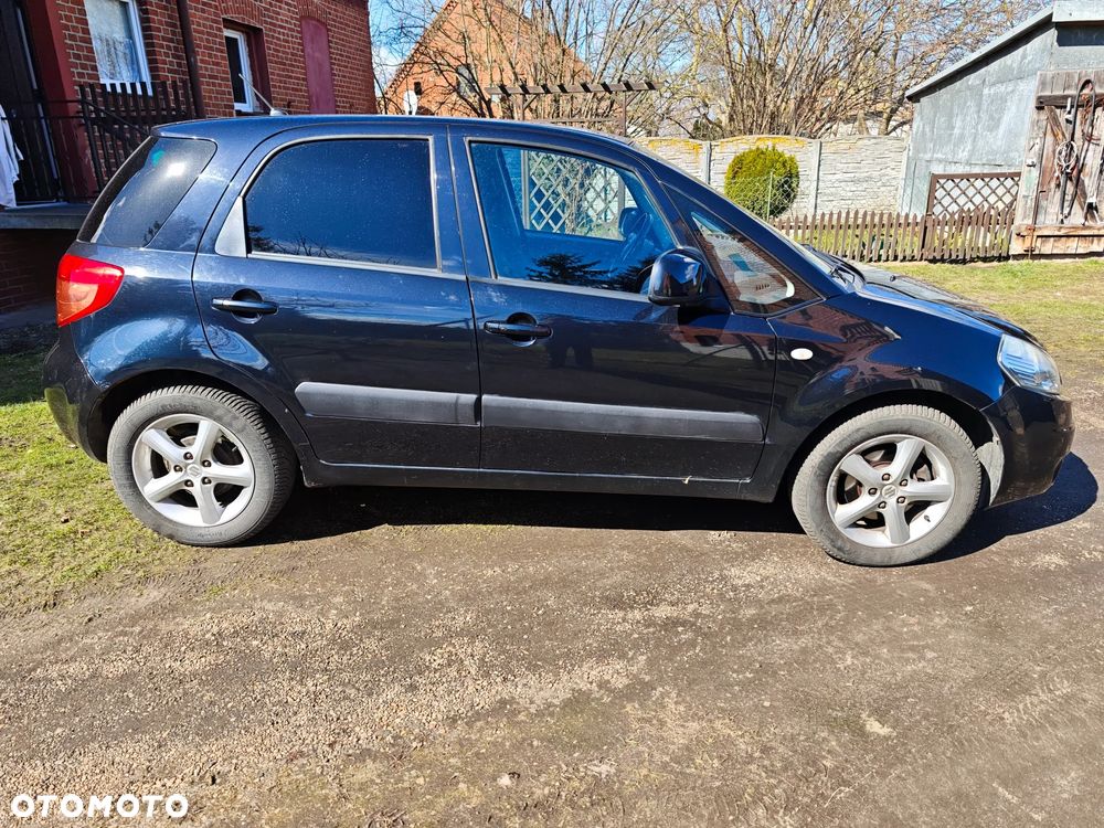 Suzuki SX4 1.6 GLX / Comfort - 4