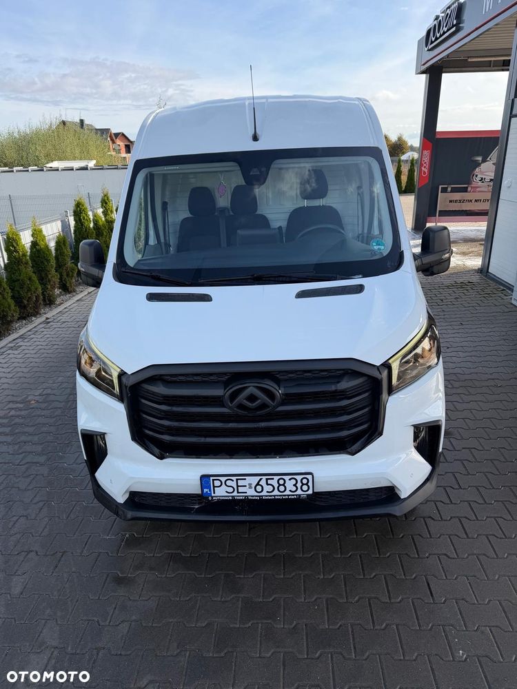 Maxus Deliver 9 - 3